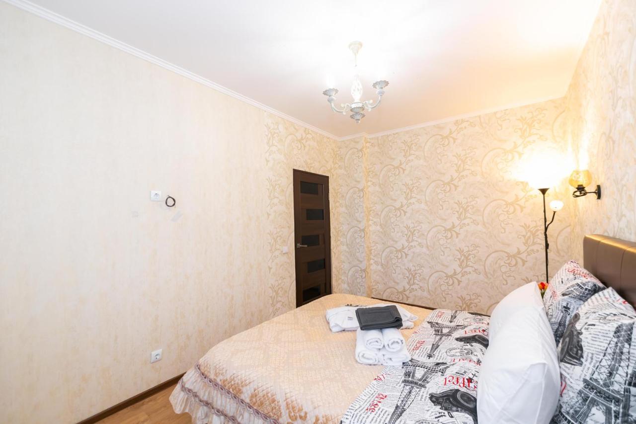 В Promenade Expo Квартира С Романтическим Видом アスターナ エクステリア 写真